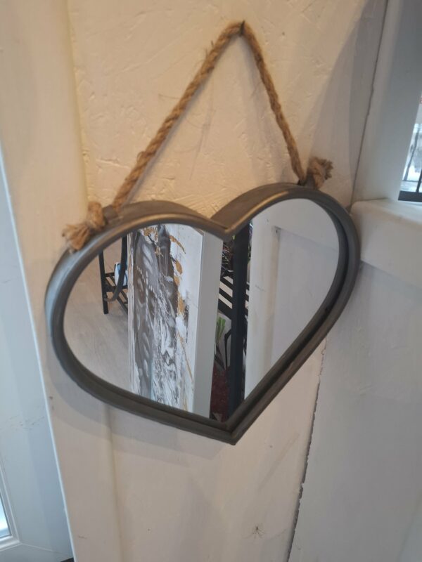 Miroir coeur en zinc