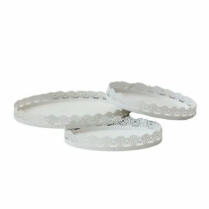 Set de 3 plateaux à gateaux motif dentelle en métal blanc L.35-30-25 cm