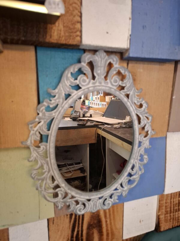 MIroir en fer forge gris