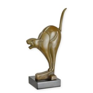 UNE SCULPTURE EN BRONZE D'UN CHAT ART DÉCO